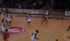 Basket. Coupe de France : Challans vs Pau-Orthez (65-80)
