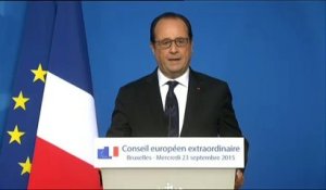 Hollande annonce le déblocage "100 millions d'euros sur deux ans" pour aider les réfugiés