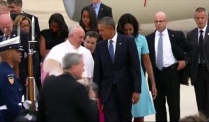 La famille Obama accueille le pape François