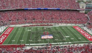La fanfare d'Ohio State dévoile un show du cirque
