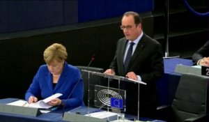 Angela Merkel et François Hollande ensemble devant le Parlement européen