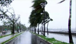 Un violent typhon s’abat sur les Philippines : un mort