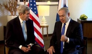 US Secretary of State Kerry Netanyahu and Israeli PM Benjamin Netanyahu meet in Berlin to discuss the recent wave of terror attacks spilling over Israel