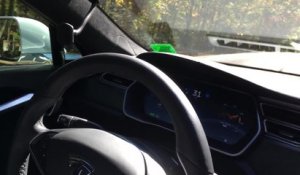 Quand le pilote automatique d'une Tesla SP90D veut tuer le conducteur