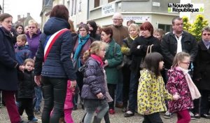 VIDEO. Minute de silence à Vatan (Indre)