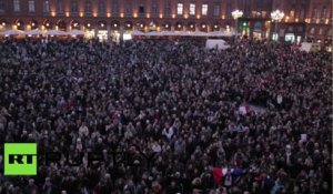 Un moment de fraternité : 15 000 Toulousains rendent hommage aux victimes des attentats de Paris