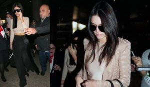 Kendall et Kylie Jenner sont coordonnées en revenant d'Australie