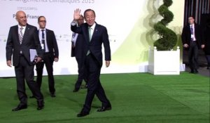 Les chefs d'Etat arrivent les uns après les autres pour la COP21