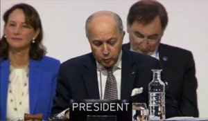 COP 21: Fabius propose un accord pour limiter le réchauffement climatique à 1,5°
