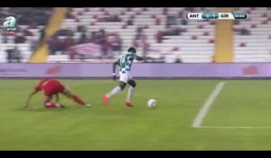M'bolhi : Antalyaspor 2-1 Giresunspor