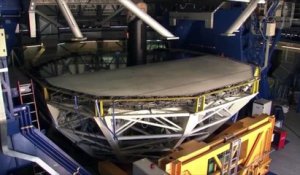 Comment est fabriqué le miroir de téléscope le plus grand du monde
