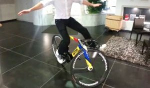 Clément Leroy champion du monde d'équilibre sur place à vélo !