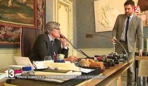 Crise agricole : Stéphane Le Foll, un ministre sous pression