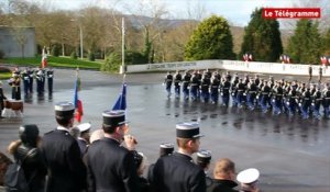 La Garde Républicaine à l'école de gendarmerie de Châteaulin