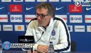 Blanc rend hommage à Lavezzi