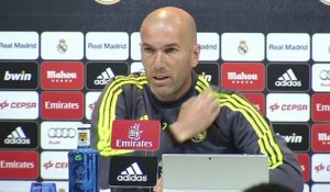 26e j. - Zidane : "Benzema est plus qu'un buteur"