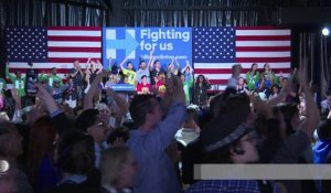 Super Tuesday : Hillary Clinton remporte 7 Etats et prend la parole