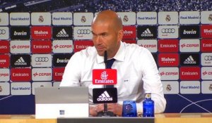 28e j. - Zidane : "Cristiano est unique"