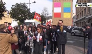 VIDEO. Les lycéens de Châteauroux mobilisés contre la loi El Khomri