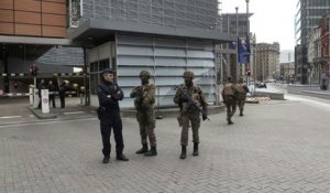 Attentats de Bruxelles: chasse à l'homme et deuil national