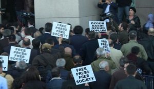 Procès/Turquie: les journalistes anti-Erdogan vont se "battre jusqu'au bout"