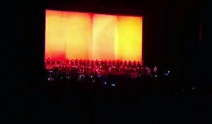 Concert d'Hans Zimmer au Palais 12: La Ligne rouge (VIDEO)