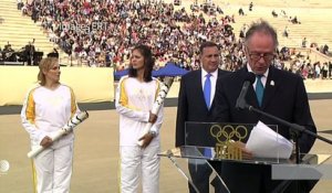 JO-2016: la flamme olympique officiellement remise au Brésil