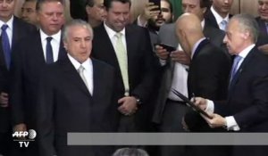 Le gouvernement de Temer entre en fonction au Brésil