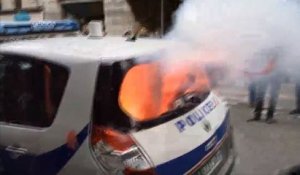 Voiture de police incendiée : Les images chocs de l’attaque des casseurs (Vidéo)