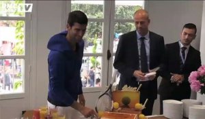 Djokovic fête son anniversaire à Roland Garros