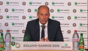 Roland-Garros - Forget : "Un Champion s’en va"