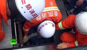 Un réparateur englouti par un escalator en Chine
