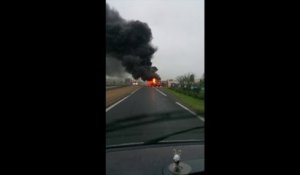 Un bus en feu à Saint-Hilaire-Petitville (Manche)