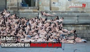 Plus de 6000 Colombiens posent nus pour la paix