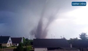 Double tornade dans le Schleswig-Holstein (Nord de l'Allemagne)
