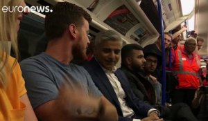 Londres inaugure son métro nocturne