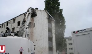 Destruction d'un immeuble dans la rue des Monts à Charleville-Mézières