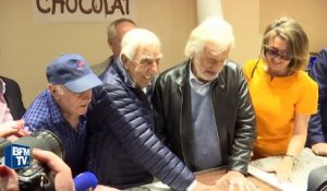 Jean-Paul Belmondo au Musée du chocolat pour inaugurer un gâteau qui lui rend hommage