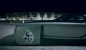 Rolls Royce invente la voiture de luxe auto-pilotée avec 1 fauteuil central