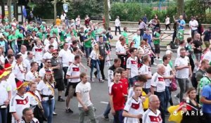 Fan Walk supporters allemands et nord-irlandais