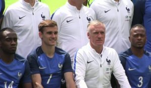 Foot - Euro - Bleus : Faut-il adapter l'équipe de France à Griezmann ?