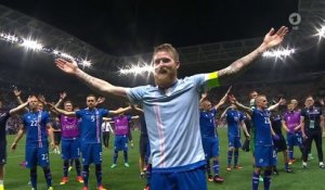 Célébration à la mode Vikings par les fans de l'Islande - Euro 2016