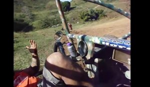 Enorme crash de cette jeep : 5 tonneaux