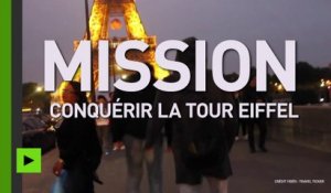 Mission : conquérir la Tour Eiffel – des casse-cous russes escaladent le monument