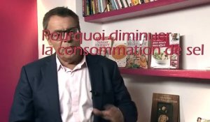 Les cardiologues alertent sur les excès de sel et rappellent l’importance de surveiller les doses pendant l'été !