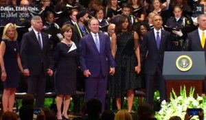 Bush se met à danser en plein hommage funèbre aux policiers américains tués