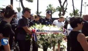 Nice: la police rend hommage aux victimes de l'attentat du 14 juillet