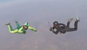 Luke Aikins saute de 7600 mètre sans parachute !
