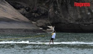 Rio 2016: la torche olympique se balade en surf
