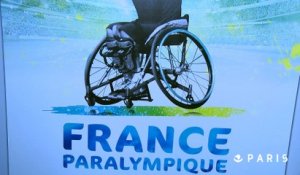 Rio 2016: avec Michael Jeremiasz porte-drapeau de l'équipe paralympique
